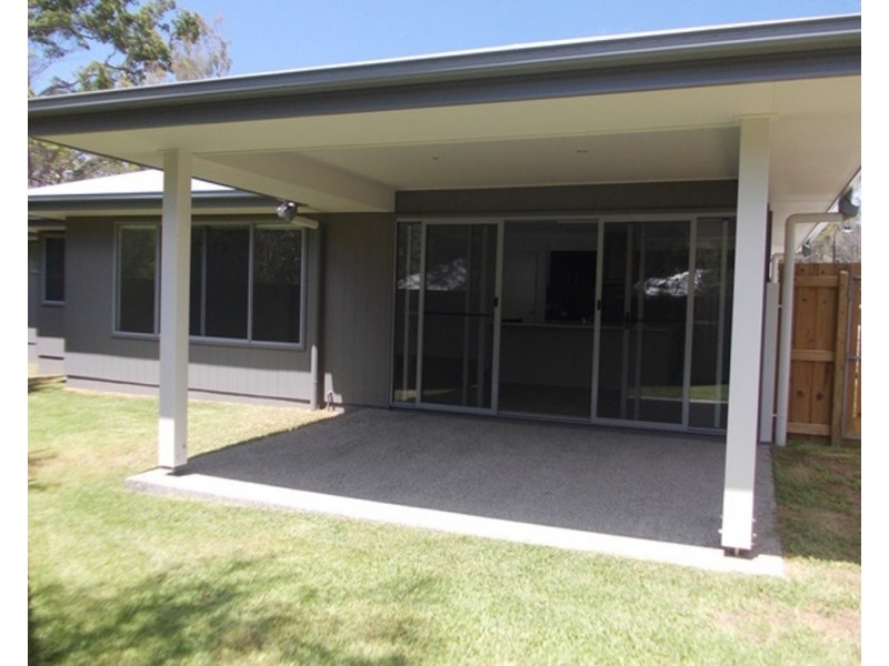 1/2 Pandorea Court, Noosaville QLD 4566