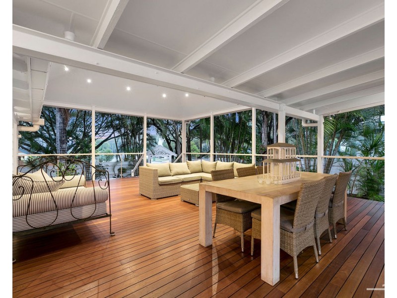 8 Duke Street, Sunshine Beach QLD 4567
