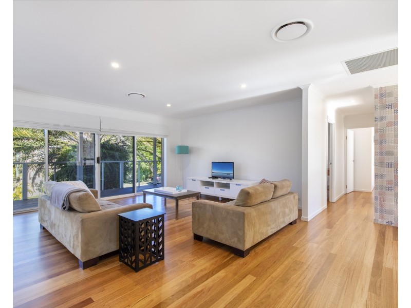 20 Ray Street, Sunshine Beach QLD 4567