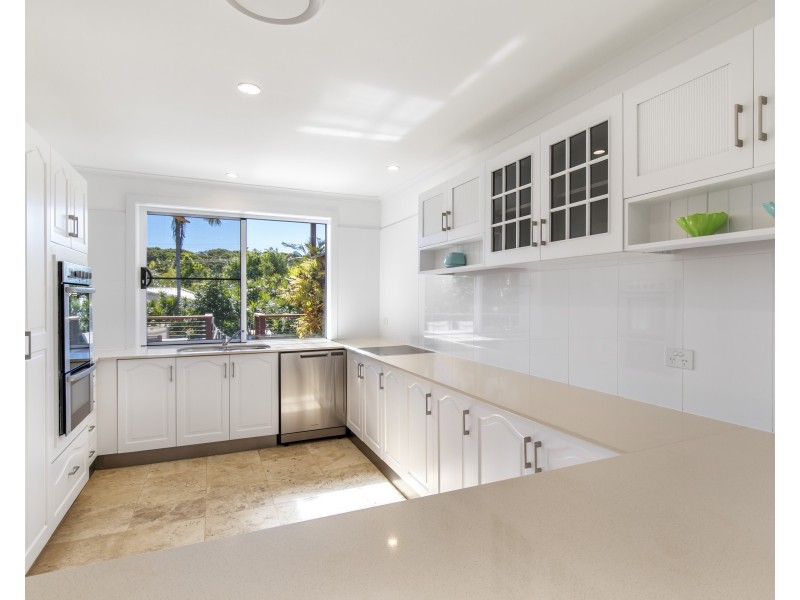 20 Ray Street, Sunshine Beach QLD 4567