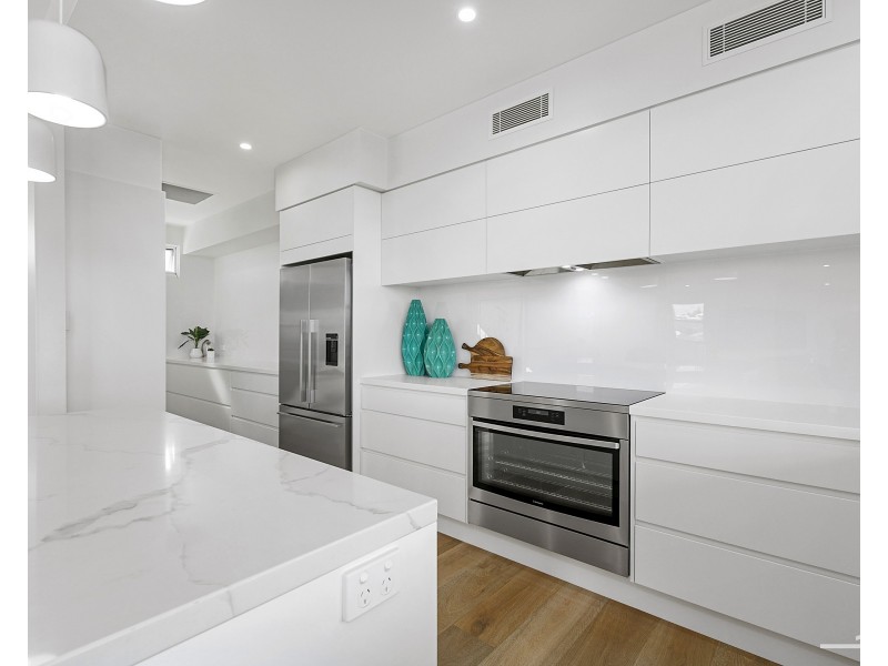 43 Kestrel Crescent, Peregian Beach QLD 4573