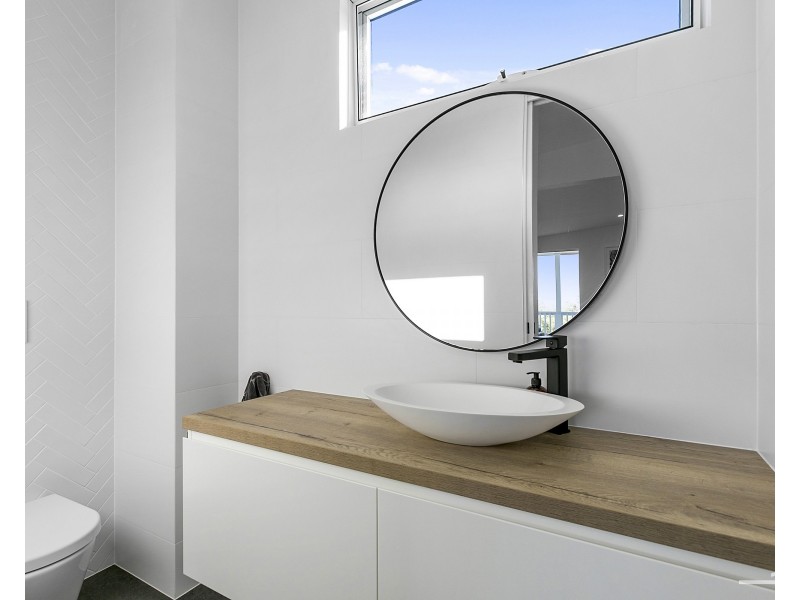 43 Kestrel Crescent, Peregian Beach QLD 4573