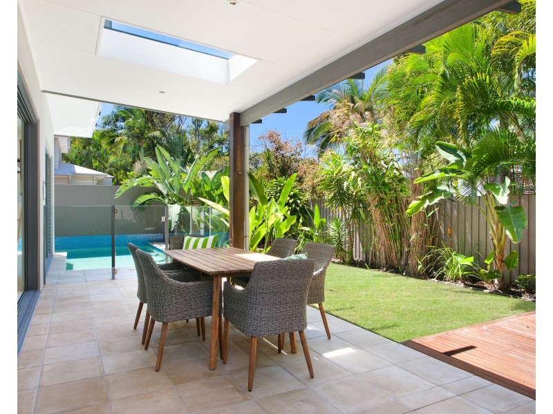 20 Depper Street, Sunshine Beach QLD 4567