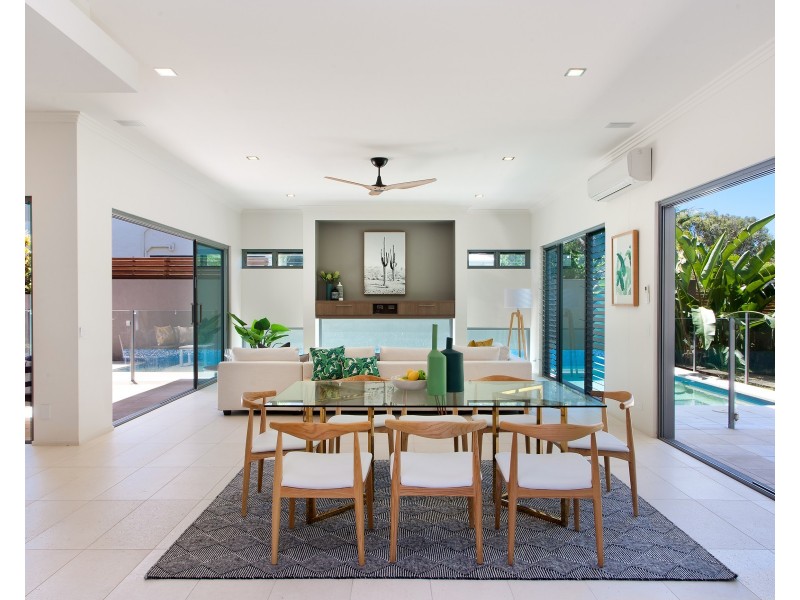 20 Depper Street, Sunshine Beach QLD 4567