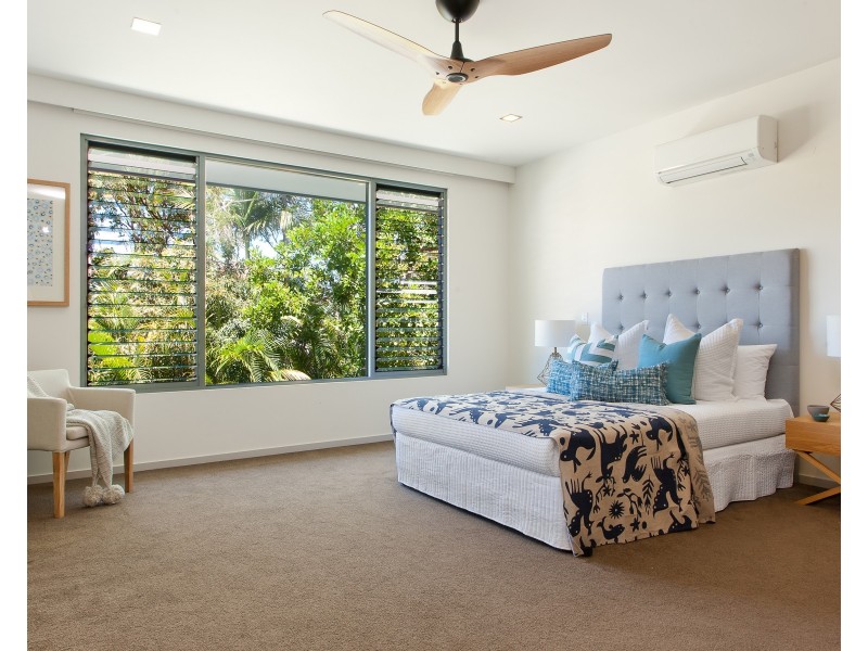 20 Depper Street, Sunshine Beach QLD 4567
