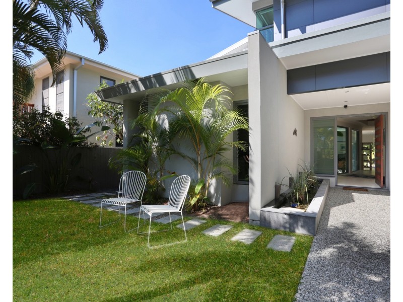 20 Depper Street, Sunshine Beach QLD 4567