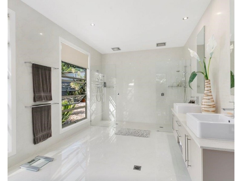 809 Cooroy Belli Creek Road, Ridgewood QLD 4563