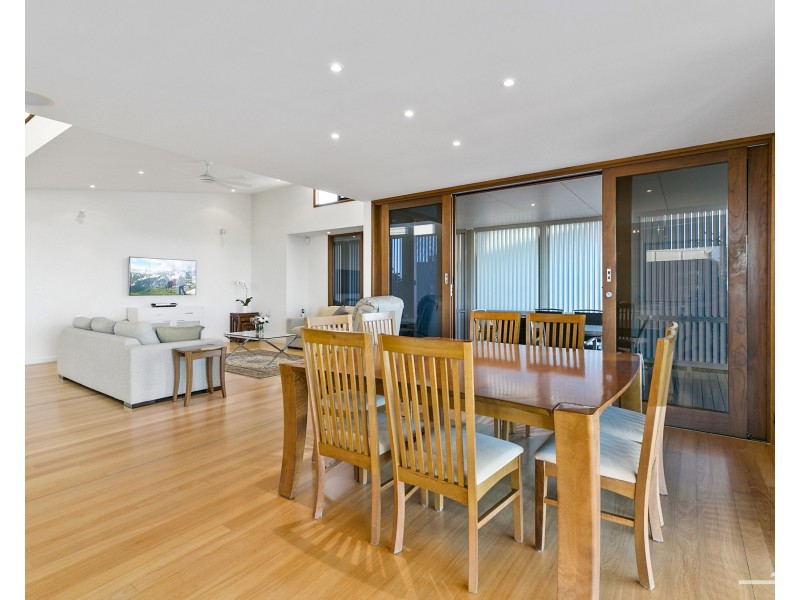 10 Plover Street, Peregian Beach QLD 4573