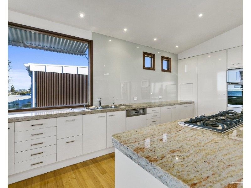 10 Plover Street, Peregian Beach QLD 4573