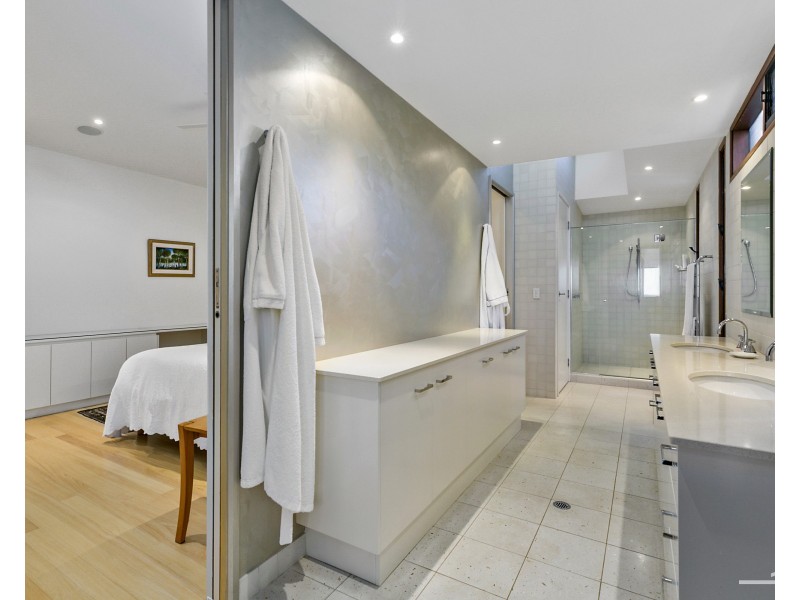 10 Plover Street, Peregian Beach QLD 4573