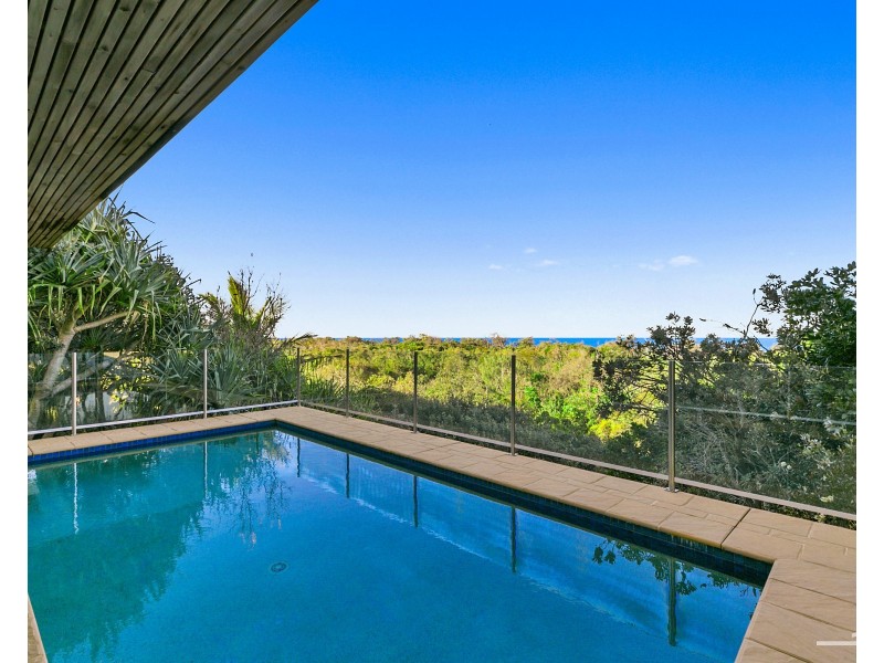 10 Plover Street, Peregian Beach QLD 4573