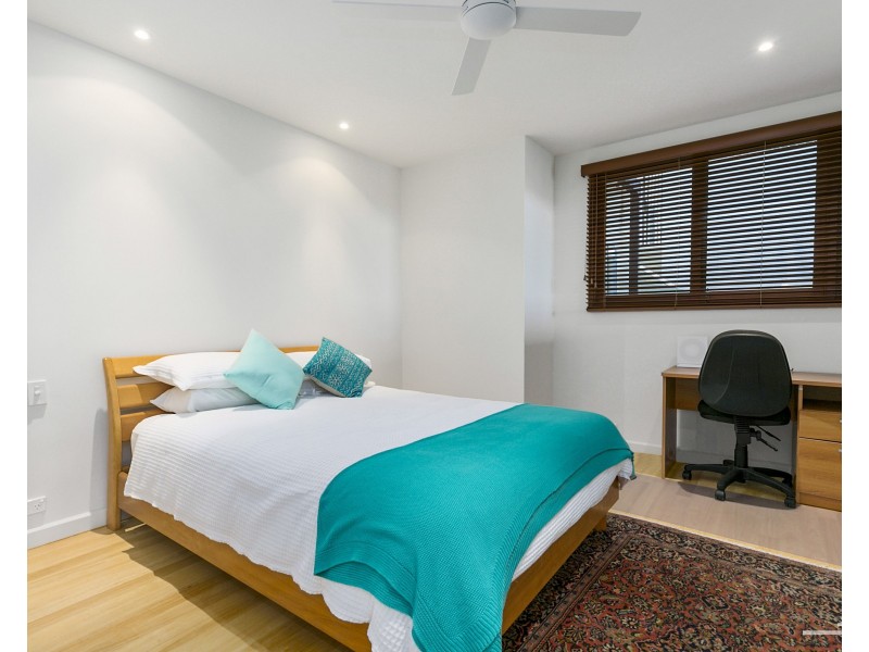 10 Plover Street, Peregian Beach QLD 4573