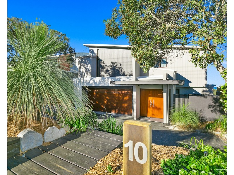 10 Plover Street, Peregian Beach QLD 4573