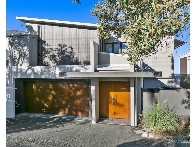 10 Plover Street, Peregian Beach QLD 4573