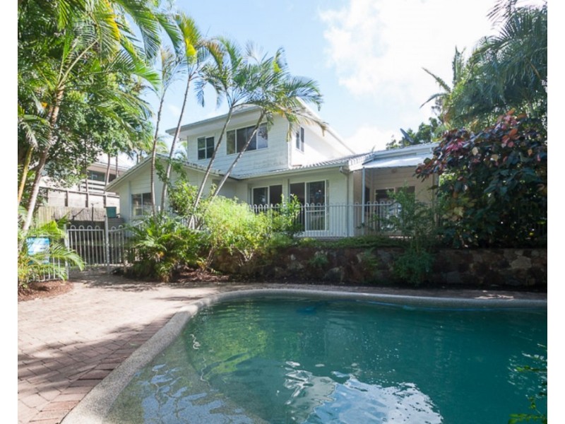 16 Oceania Crescent, Sunshine Beach QLD 4567