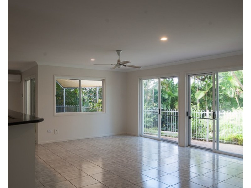 16 Oceania Crescent, Sunshine Beach QLD 4567