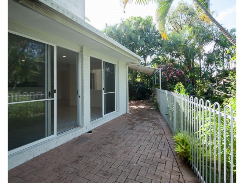 16 Oceania Crescent, Sunshine Beach QLD 4567