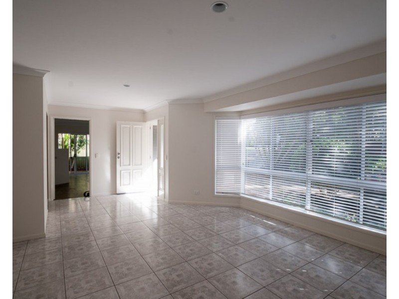 16 Oceania Crescent, Sunshine Beach QLD 4567