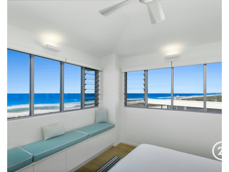 20 Tropicana Rise, Castaways Beach QLD 4567