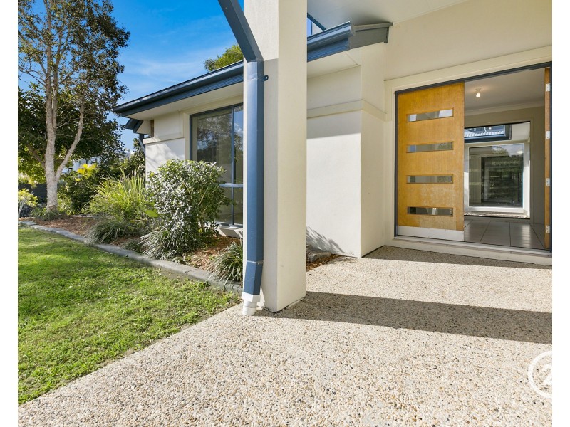 2 Pebble Court, Peregian Springs QLD 4573