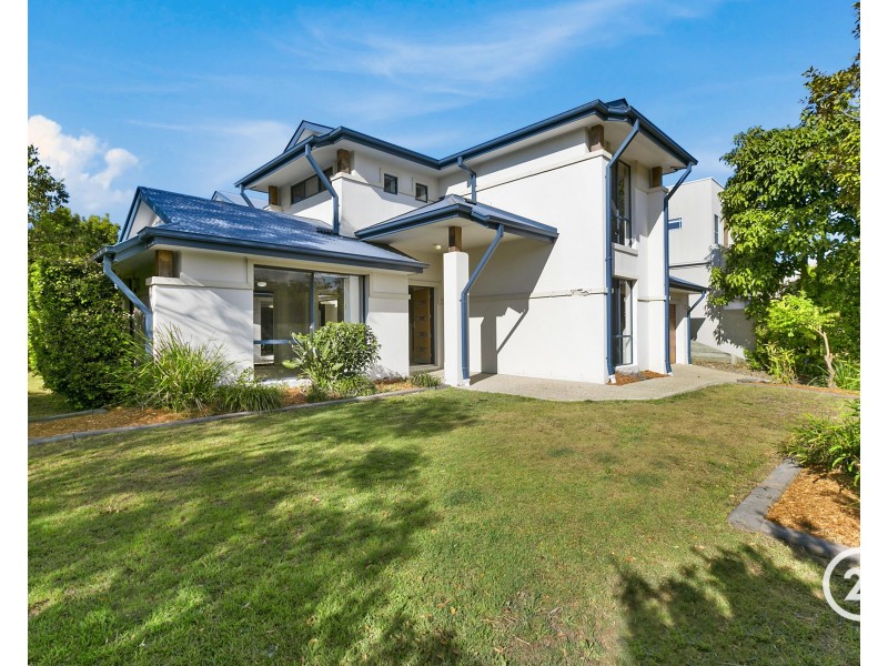 2 Pebble Court, Peregian Springs QLD 4573