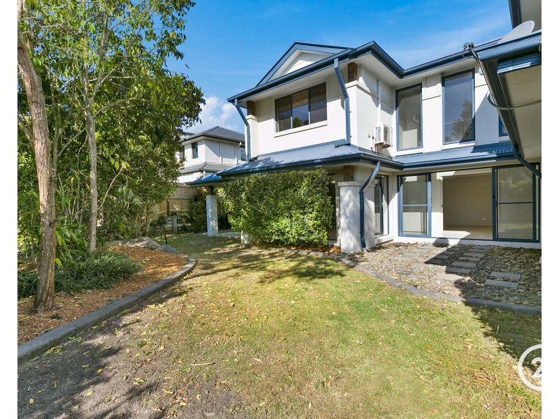 2 Pebble Court, Peregian Springs QLD 4573