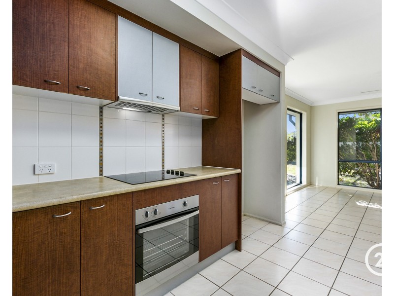2 Pebble Court, Peregian Springs QLD 4573