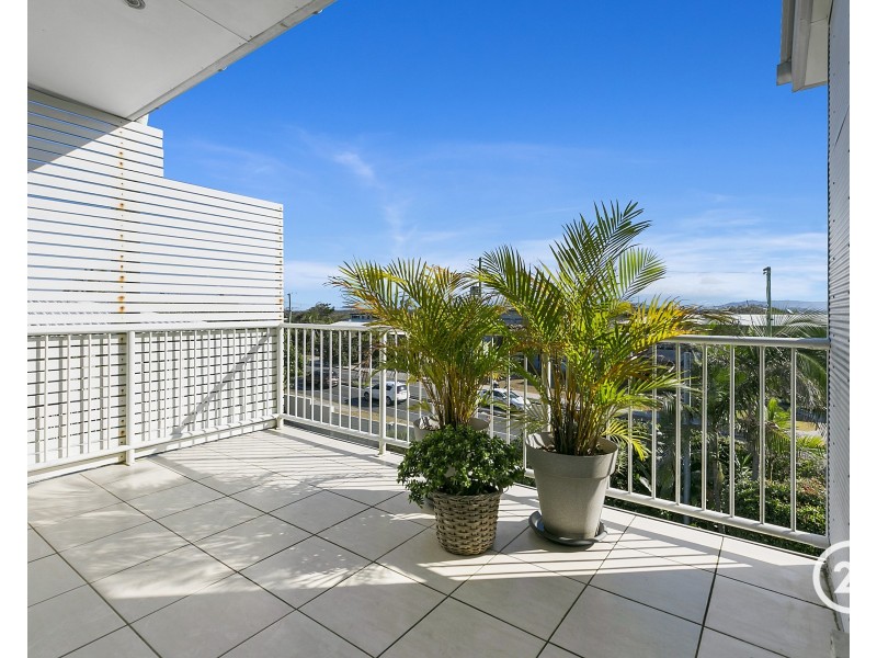 2/244 David Low Way, Peregian Beach QLD 4573