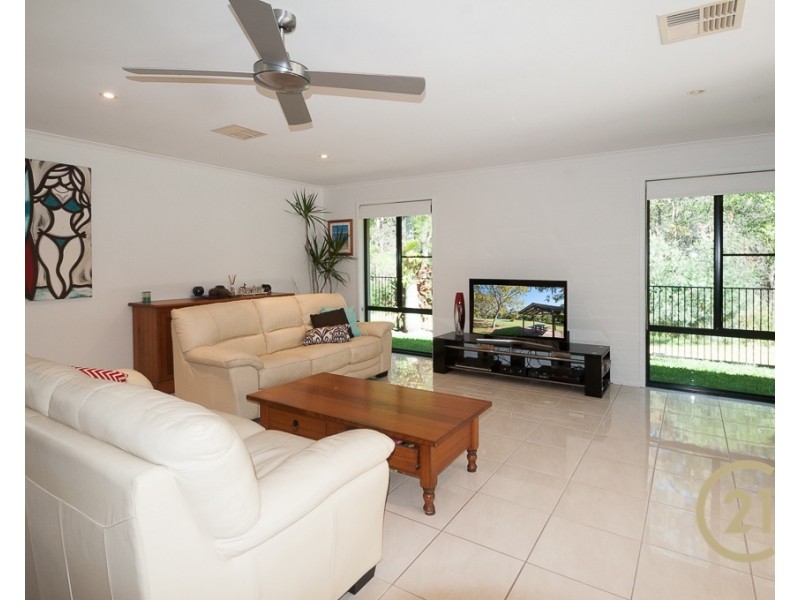 17 Parkwood Place, Peregian Springs QLD 4573