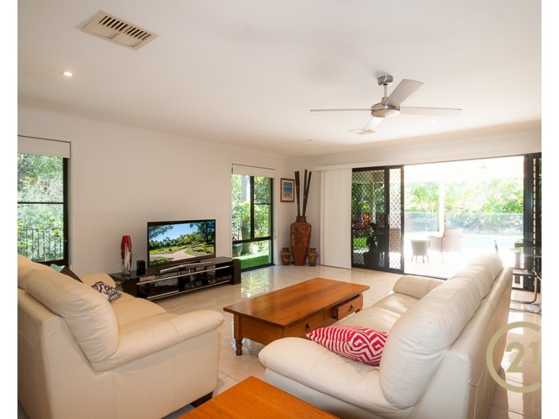 17 Parkwood Place, Peregian Springs QLD 4573