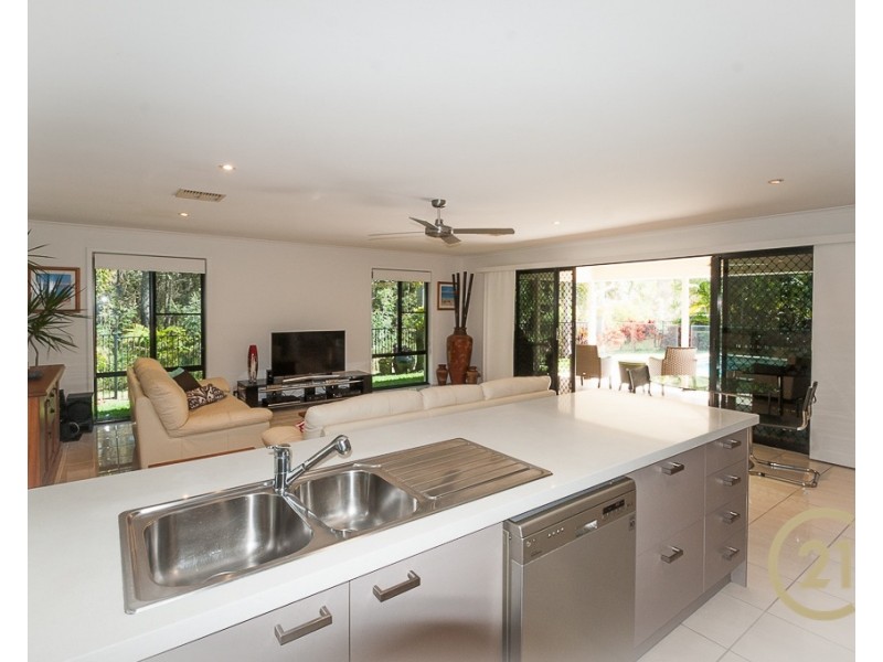 17 Parkwood Place, Peregian Springs QLD 4573