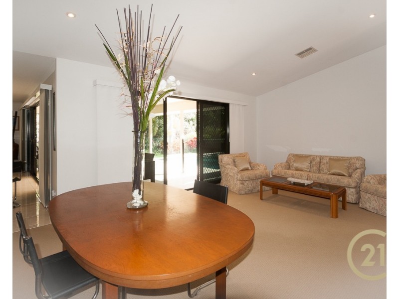 17 Parkwood Place, Peregian Springs QLD 4573