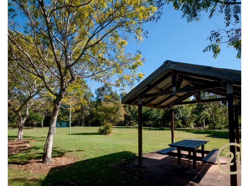 17 Parkwood Place, Peregian Springs QLD 4573