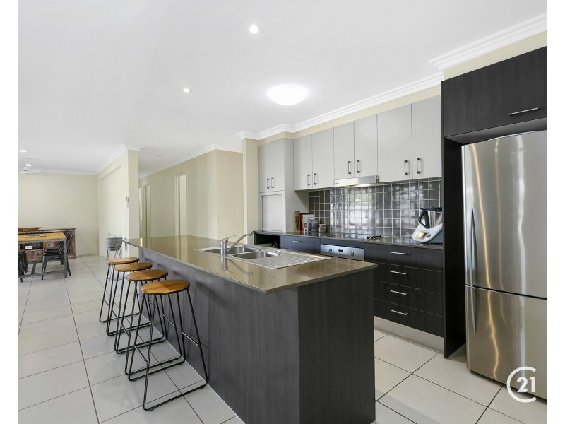 5 Maidstone Crescent, Peregian Springs QLD 4573