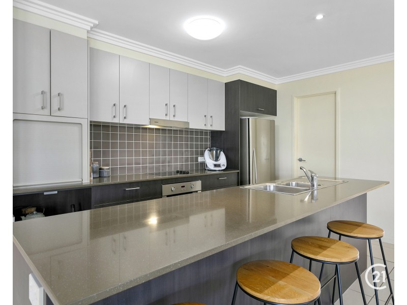 5 Maidstone Crescent, Peregian Springs QLD 4573