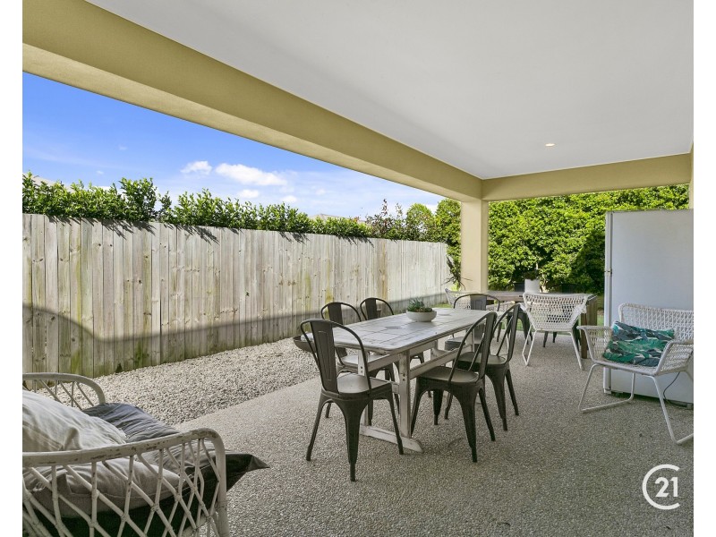 5 Maidstone Crescent, Peregian Springs QLD 4573