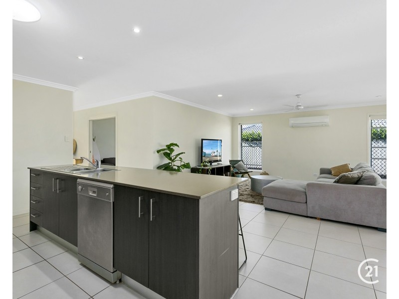 5 Maidstone Crescent, Peregian Springs QLD 4573