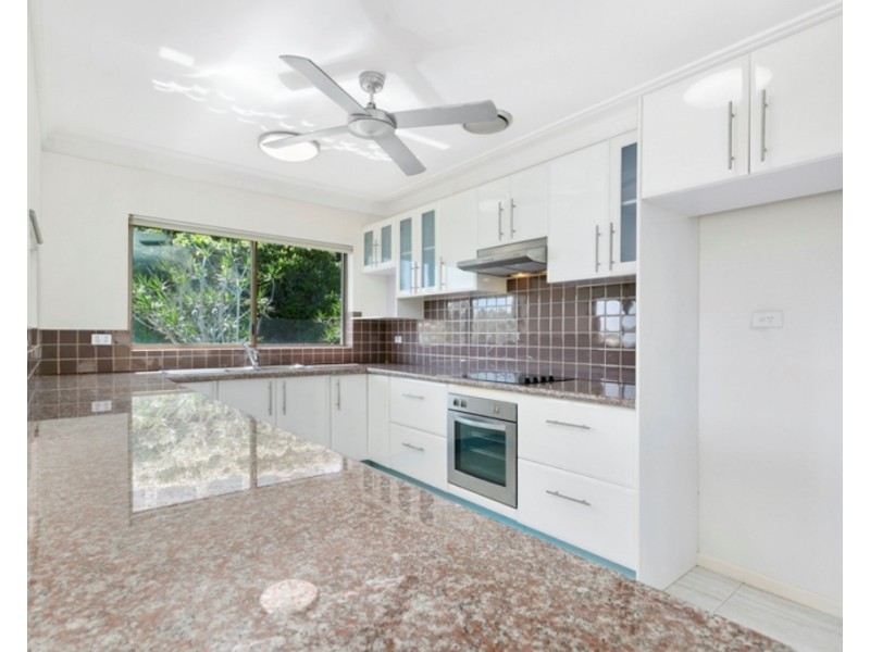 242 David Low Way, Peregian Beach QLD 4573