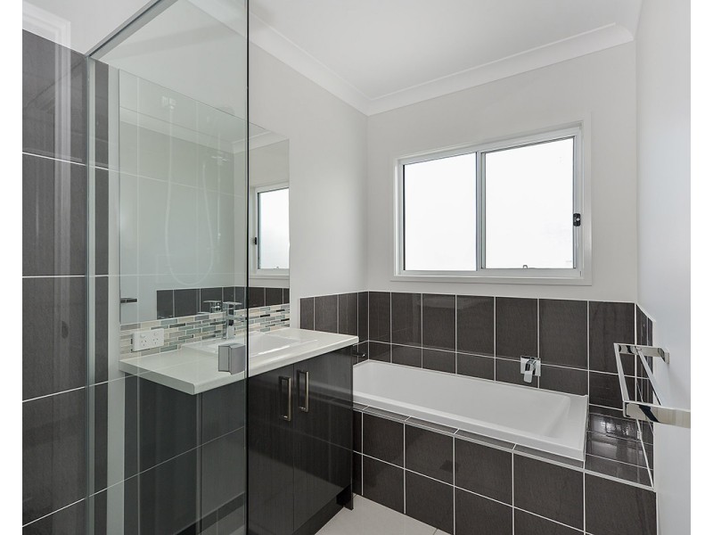 7 Pepperberry Circuit, Peregian Springs QLD 4573