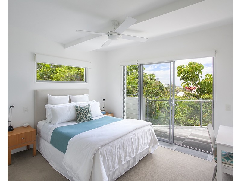 35 Seaview Terrace, Sunshine Beach QLD 4567