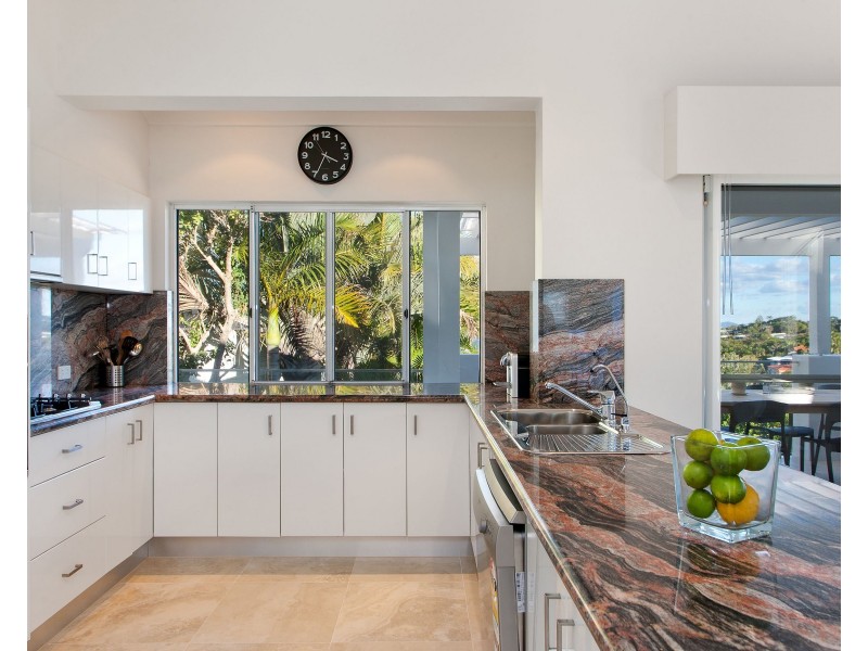 4 Kiamba Court, Sunshine Beach QLD 4567