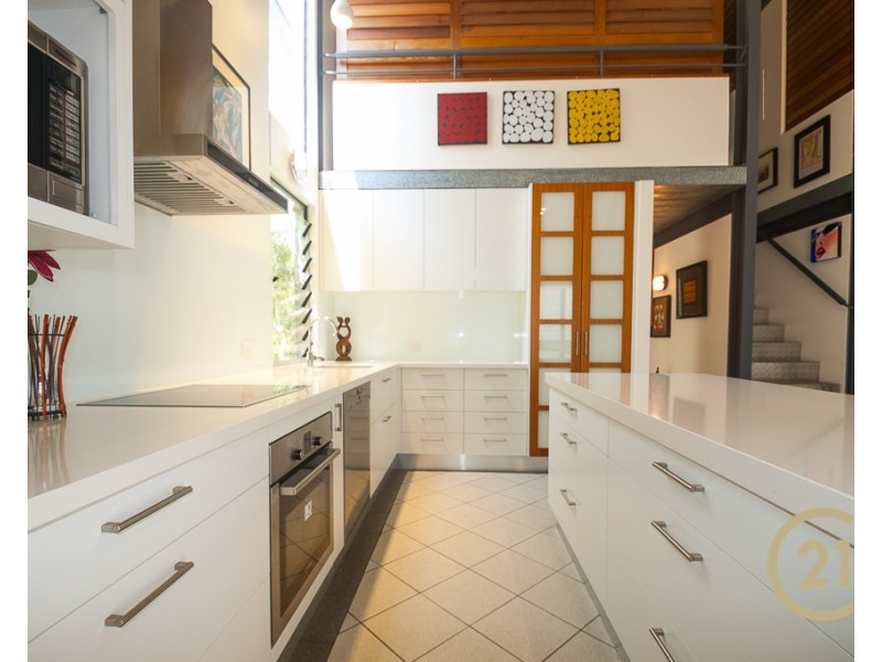 16 Nairana Rest, Noosa Heads QLD 4567