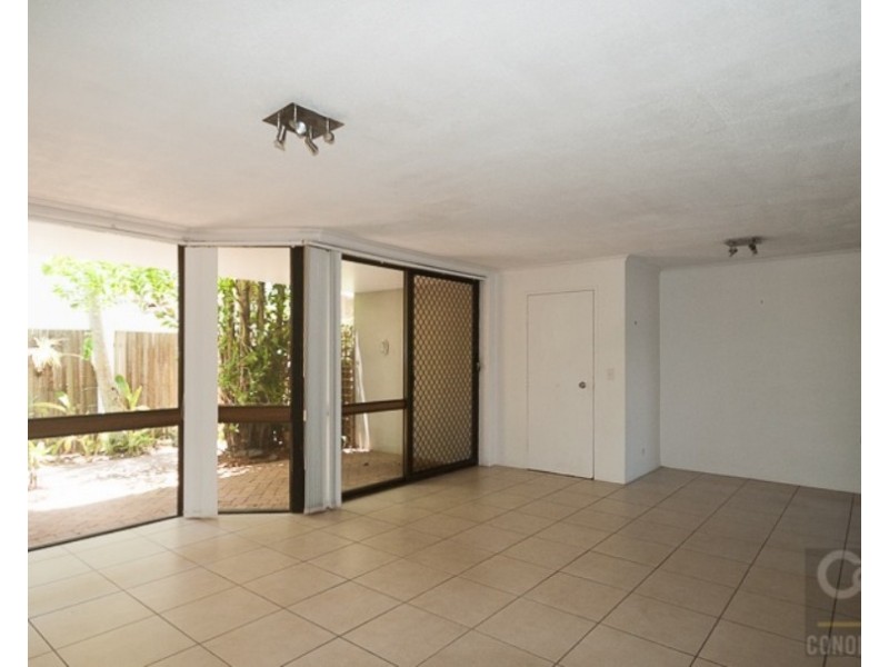 1/4 Berrima Row, Noosa Heads QLD 4567