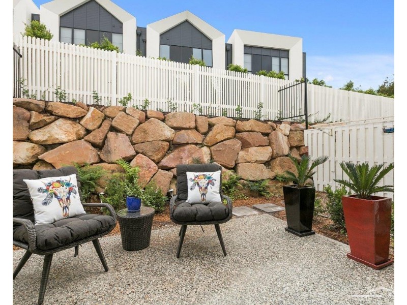 27 North Ridge Avenue, Peregian Springs QLD 4573