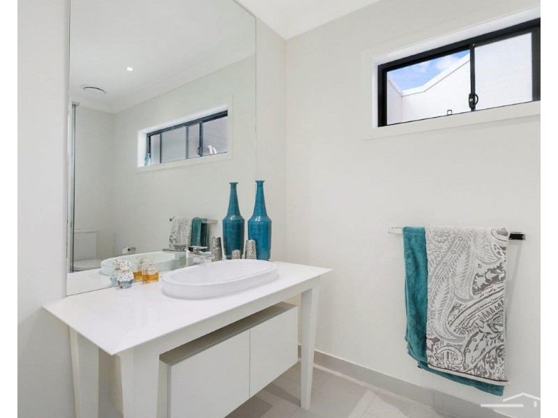 27 North Ridge Avenue, Peregian Springs QLD 4573