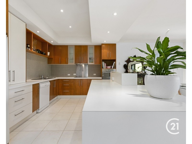 3 Pennant Court, Peregian Springs QLD 4573