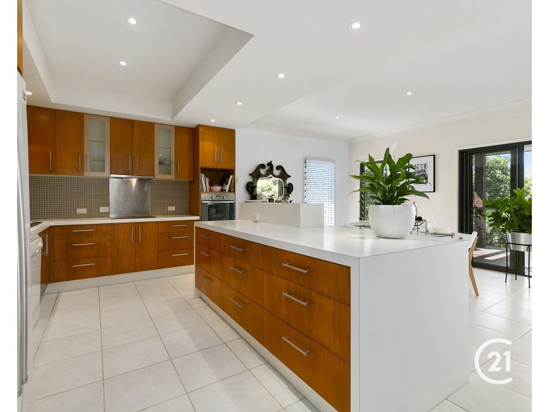 3 Pennant Court, Peregian Springs QLD 4573