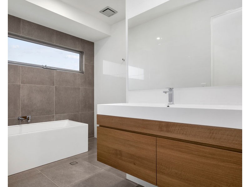 49 Parakeet Crescent, Peregian Beach QLD 4573