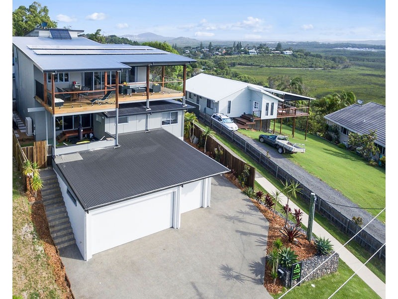 49 Parakeet Crescent, Peregian Beach QLD 4573
