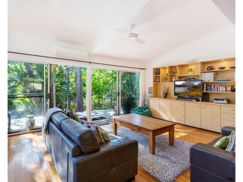 13 Duke Street, Sunshine Beach QLD 4567